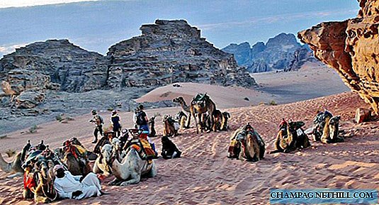 Πώς να επισκεφθείτε την έρημο Wadi Rum σε μια εκδρομή 4 × 4 στην Ιορδανία