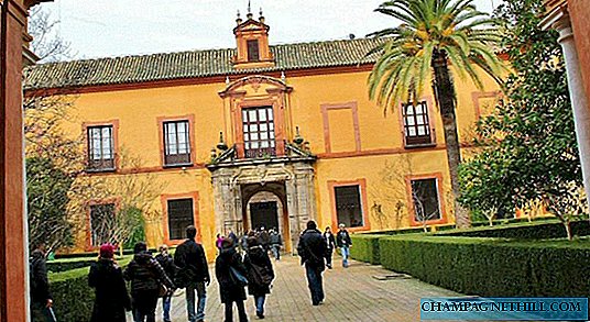 Bagaimana cara mengunjungi Alcazar Sejati di Seville (dan memesan tiket)