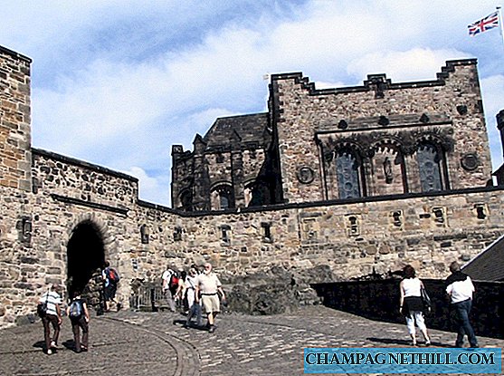 Sfaturi pentru vizitarea marelui castel Edinburgh din Scoția