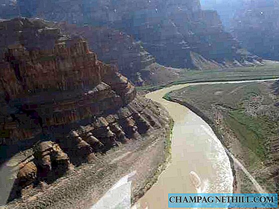 Passeio de helicóptero, as melhores vistas do Grand Canyon do Colorado