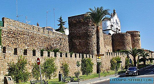 Spazieren Sie durch Monumente und Sehenswürdigkeiten in Plasencia in der Extremadura