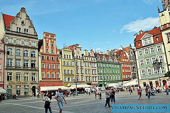 Polônia - Um passeio pela enorme e bela praça do mercado em Wroclaw