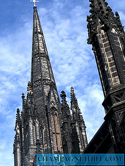 Weet jij wat? Het gotische Hub-gebouw in Edinburgh met een supermodern interieur