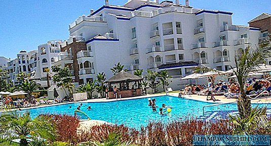 Smy Costa del Sol, ξενοδοχείο τεχνολογίας σε μεσογειακό στιλ στο Τορεμολίνο