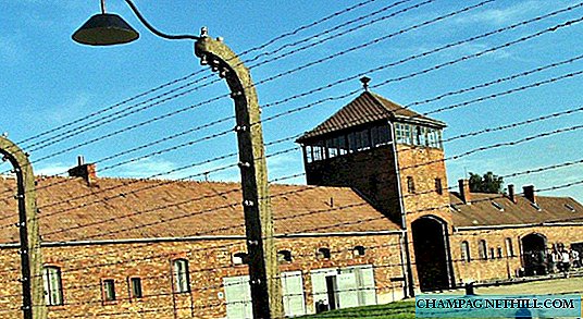 Auschwitz Birkenau tour and guided tours in Spanish from Krakow