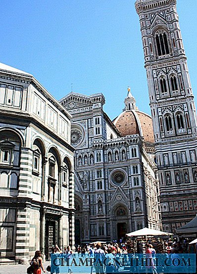 Besichtigung der Kathedrale und anderer Monumente auf dem Domplatz in Florenz
