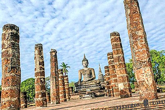 10 nutných míst v Sukhothai