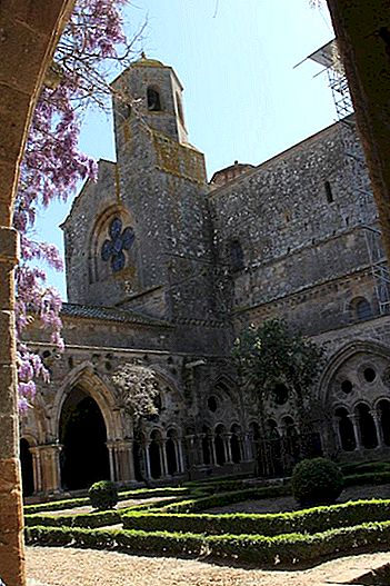 Abadia de Fontfroide