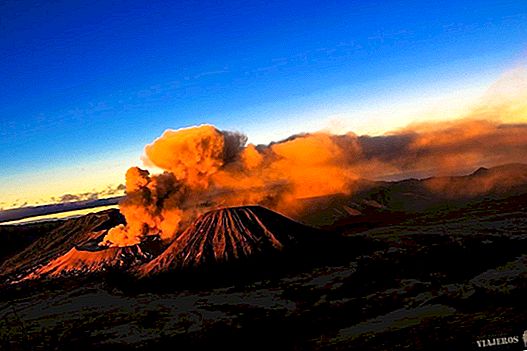 Sunrise on Bromo volcano