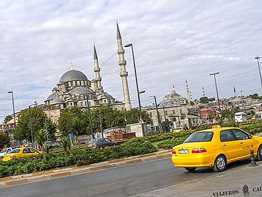 Jak się dostać z lotniska w Stambule do centrum miasta