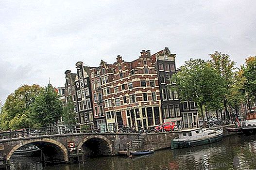 Übernachtungsmöglichkeiten in Amsterdam: beste Nachbarschaften und Hotels