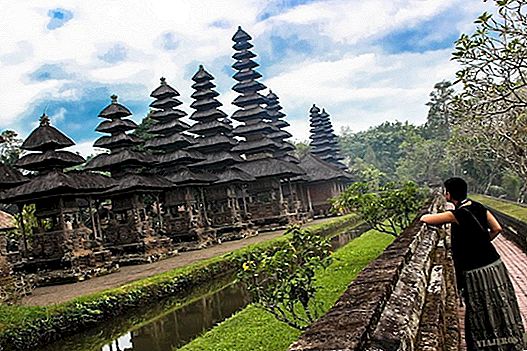 En voiture avec chauffeur à Bali: Ulun Danu Bratan
