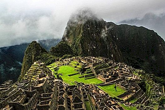 A cidade de Machu Picchu em um dia