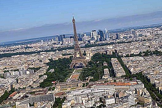 The Montparnasse Tower, the best viewpoint in Paris
