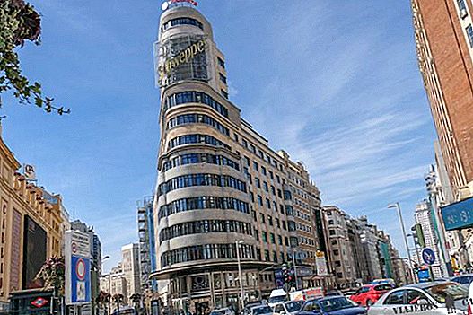 De bästa gratisturerna i Madrid gratis på spanska