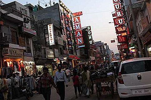 Trh s druhmi v Dillí