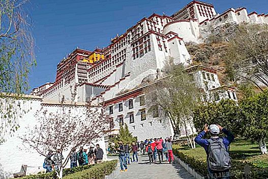 Palatul Potala din Lhasa