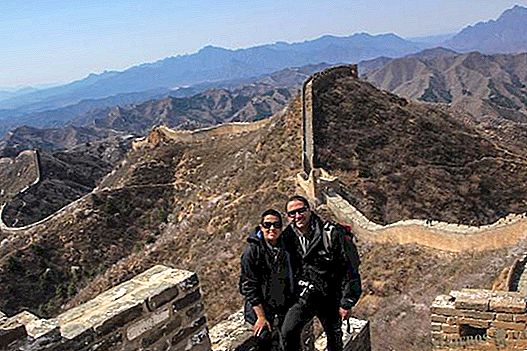 Πεζοπορία μεταξύ Jinshanling και Simatai στο Σινικό Τείχος της Κίνας