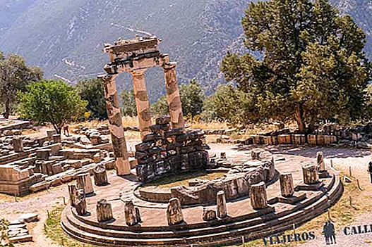 Besøk Oracle of Delphi i Hellas